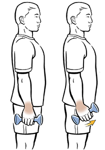 Un hombre de pie hace un ejercicio de desviación radial con una mancuerna.